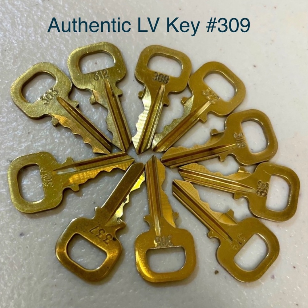 💯 LV Spare Key #309